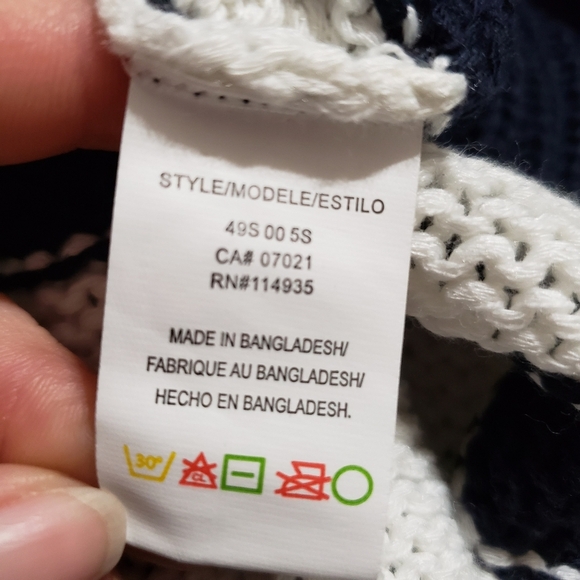 Cold Shoulder, Open Back Striped Sweater, size L - Picture 5 of 6